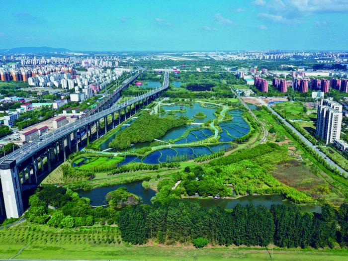 南方多雨地区涝污共治的新模式——芜湖市江东生态湿地公园-再生水回用活水示范项目