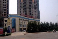 [山东]潍坊诸城“第一高楼”停工 上亿元预付款难追回