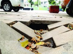 北海一新铺人行道雨后多处塌陷 为迎新忙回填