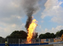 浙江一煤气管道因建筑施工被挖破爆燃起火
