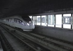 亚洲最大的地下火车站——广深港客运专线福田车站今日通车