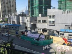 上海杨浦区一在建工地围墙倒塌3人身亡 原因正调查