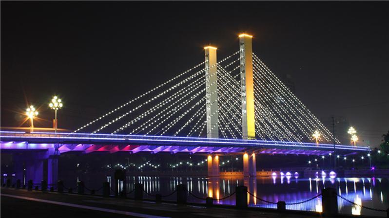 <font color='red'>济宁</font>凯赛大桥